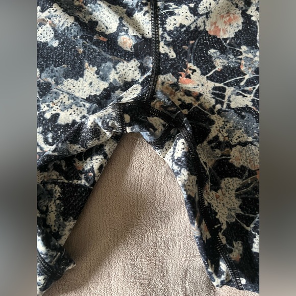 Lululemon Speed Up Legging Spring Bloom 6 - Picture 5 of 7